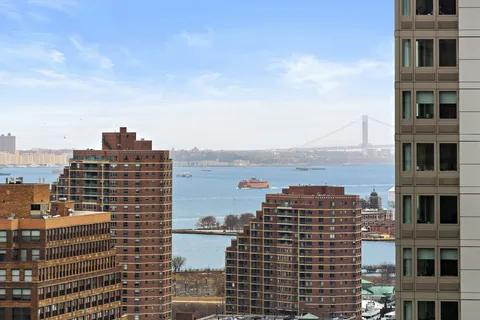 $1,775,000 | 155 Bay Street, Unit 2607, Jersey City, NJ 07302