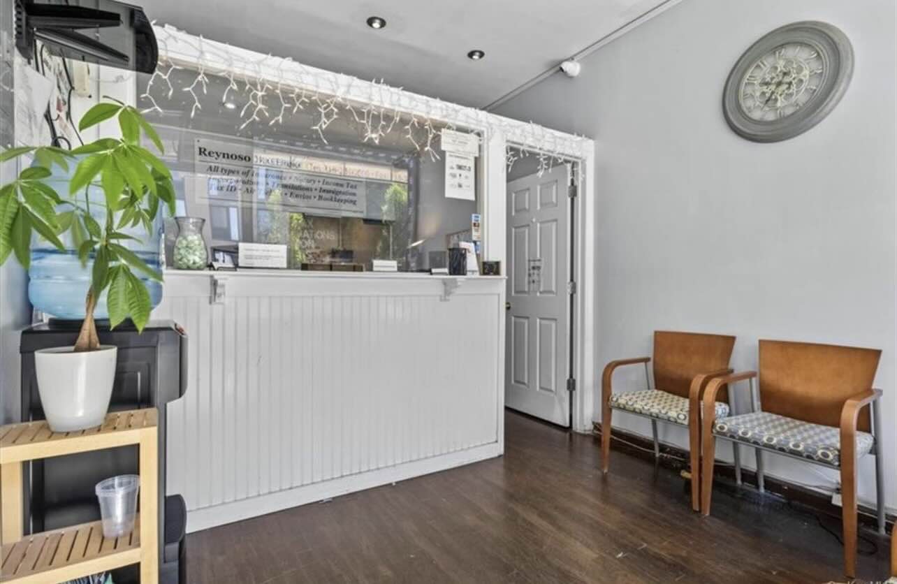 3194 Webster Avenue Bronx, NY 10467 - Photo 18 of 23 a living room with furniture and a table