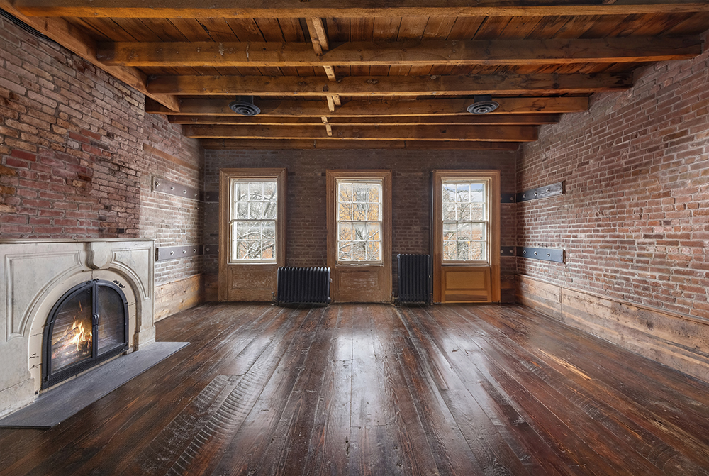 262 West 11th Street Manhattan, NY 10014 - Photo 9 of 27 a view of livingroom with washer and dryer