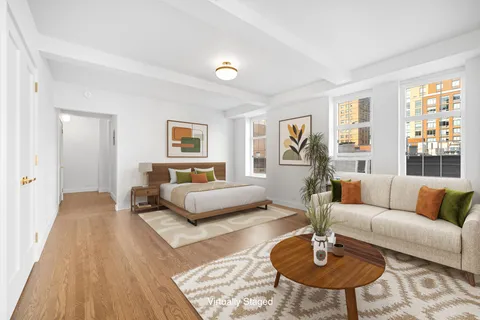 $625,000 | 410 West 24th Street, Unit 8F | Chelsea
