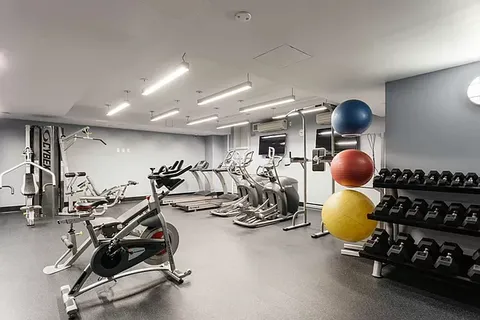 $700,908 | 535 West 52nd Street, Unit 9B | Hell's Kitchen