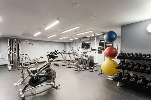 535 West 52nd Street, Unit 9B Manhattan, NY 10019 - Photo 8 of 12