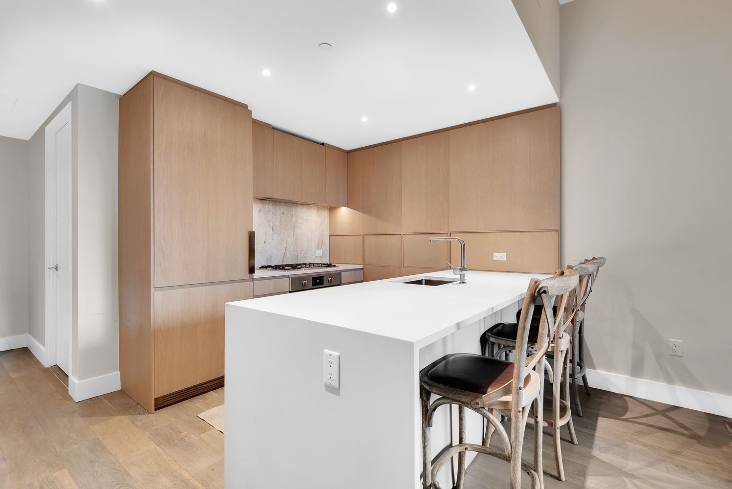 $995,000 | 10 Nevins Street, Unit 10L | Downtown Brooklyn