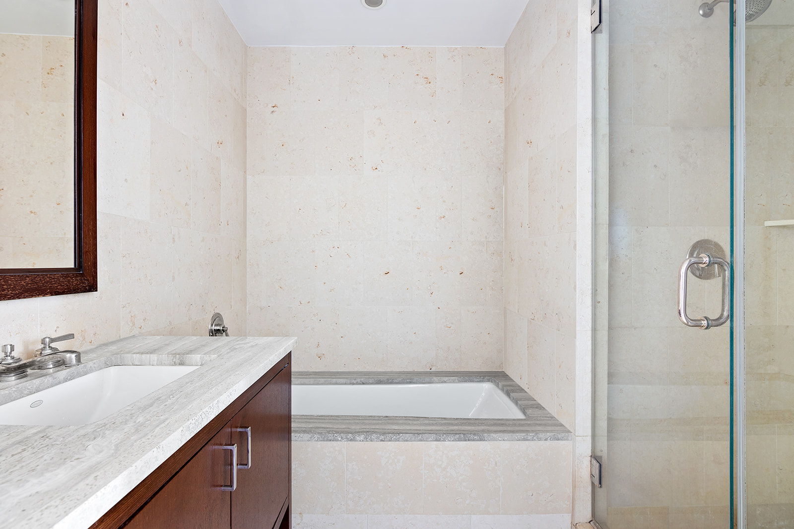 100 Riverside Boulevard, Unit 20E Manhattan, NY 10069 - Photo 5 of 10 Gallery Image 5