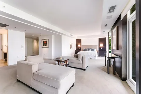 $5,200,000 | 5630 Wisconsin Avenue, Unit 805, Chevy Chase, MD 20815