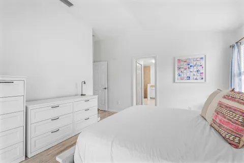 $475,000 | 4955 5th Place, Vero Beach, FL 32968