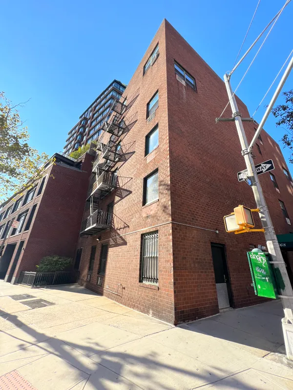 $8,750 | 668 Washington Street, Unit GA | West Village