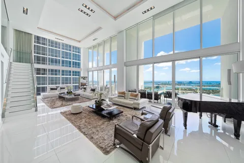 $5,199,000 | 1040 Biscayne Boulevard, Unit 4403, Miami, FL 33132