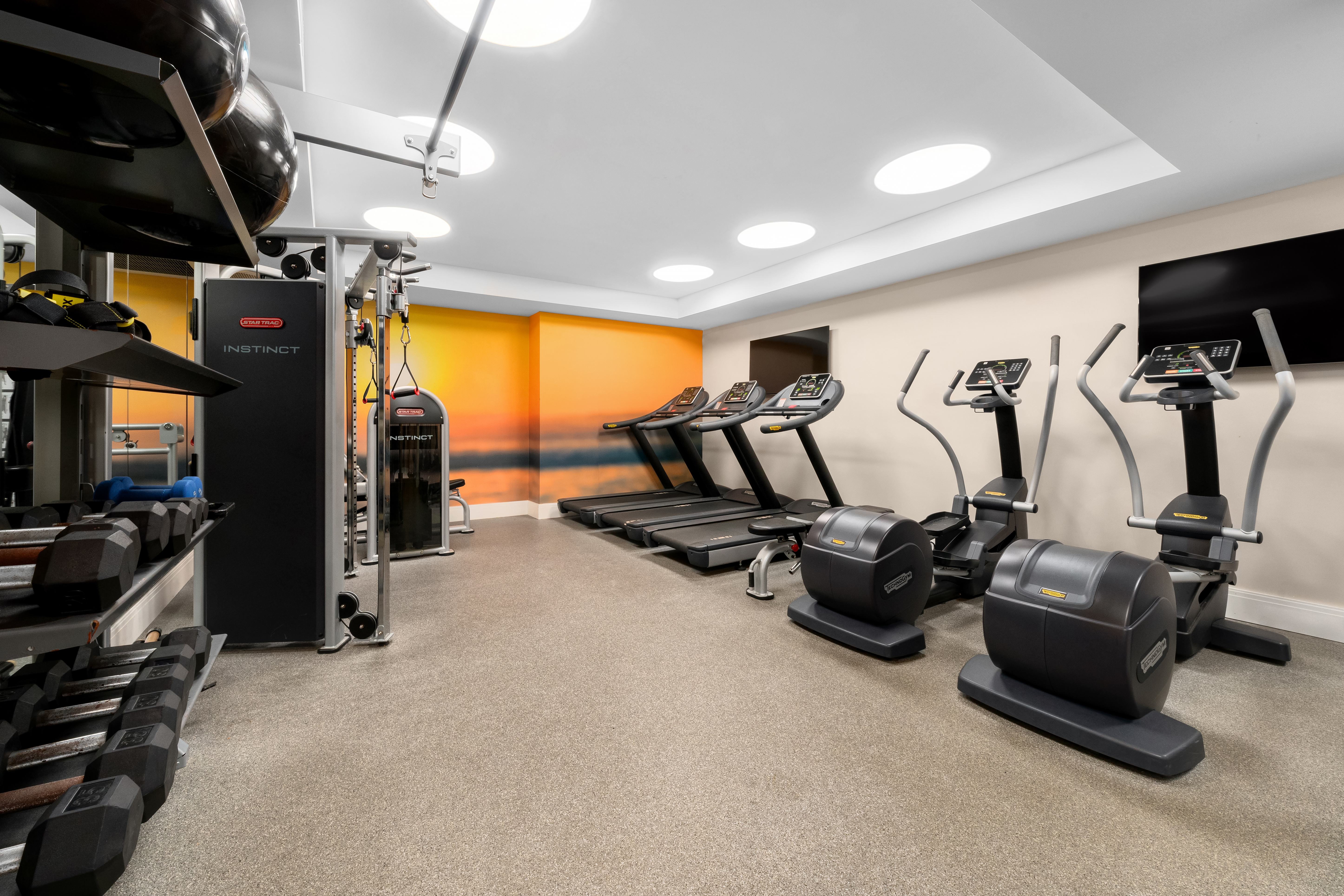 50 Clinton Street, Unit 4A Manhattan, NY 10002 - Photo 11 of 12 a view of a room with gym equipment