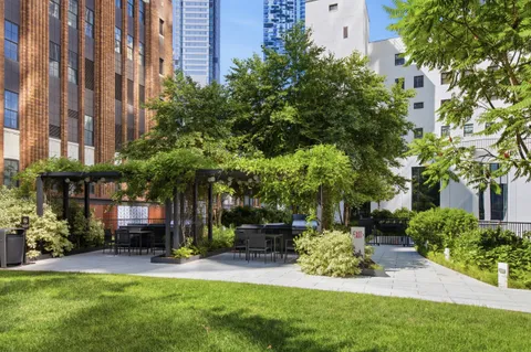 $799,000 | 11 Hoyt Street, Unit 14M | Downtown Brooklyn