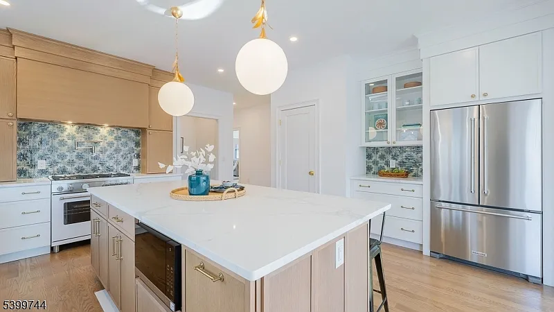 6 Berkeley Road Millburn, NJ 07041 - Photo 13 of 49