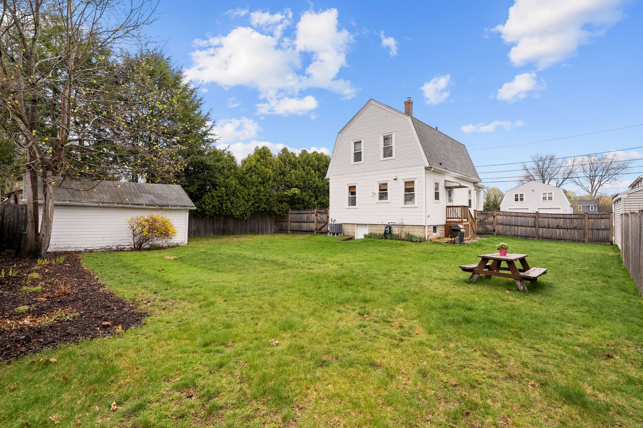 11 Draper Road Framingham, MA 01702 - Photo 19 of 21