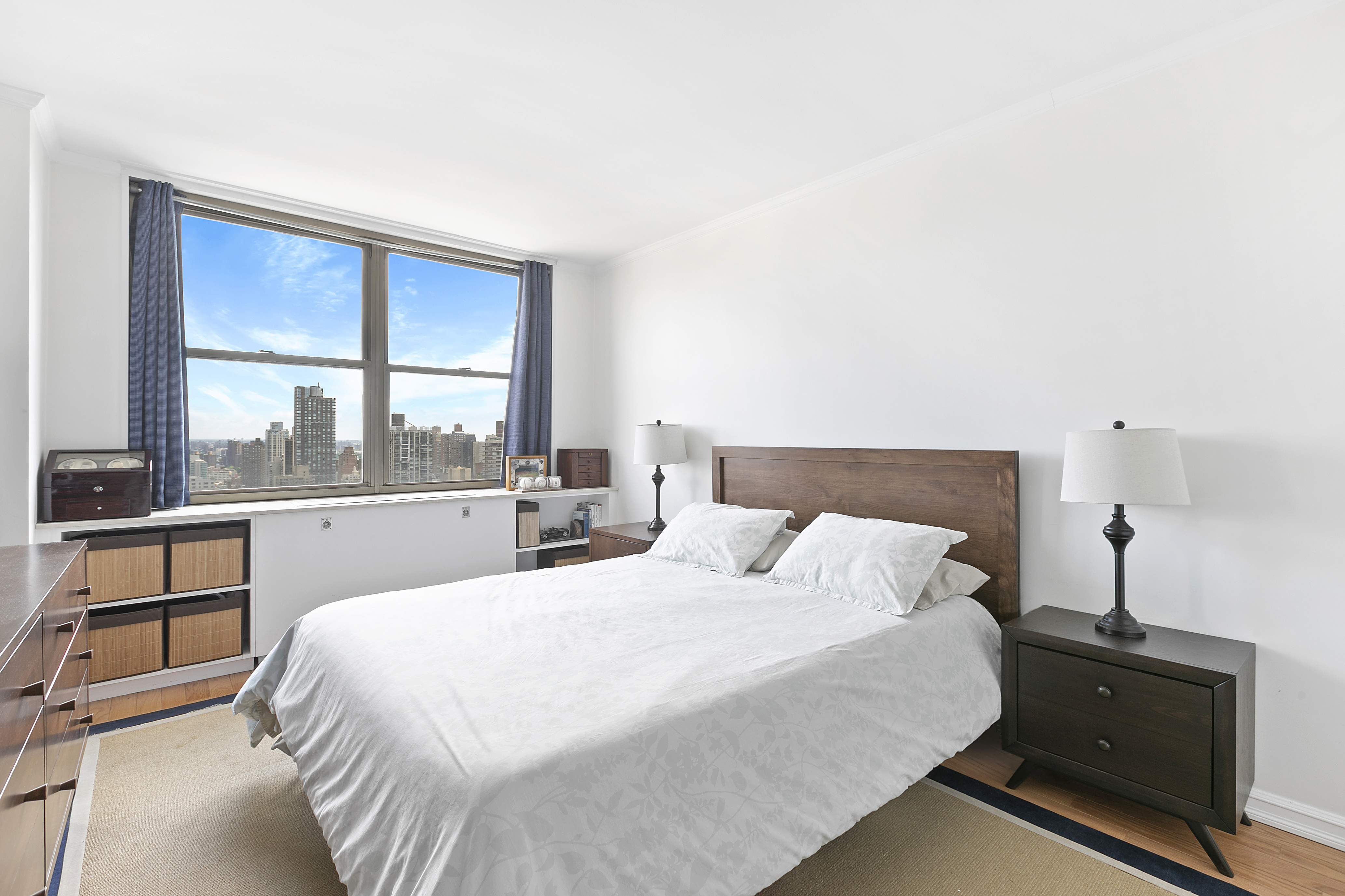 301 East 79th Street, Unit 35G Manhattan, NY 10075 - Photo 4 of 13