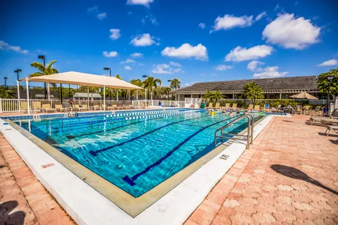$655,000 | 1479 Landings Circle, Unit 41, Sarasota, FL 34231