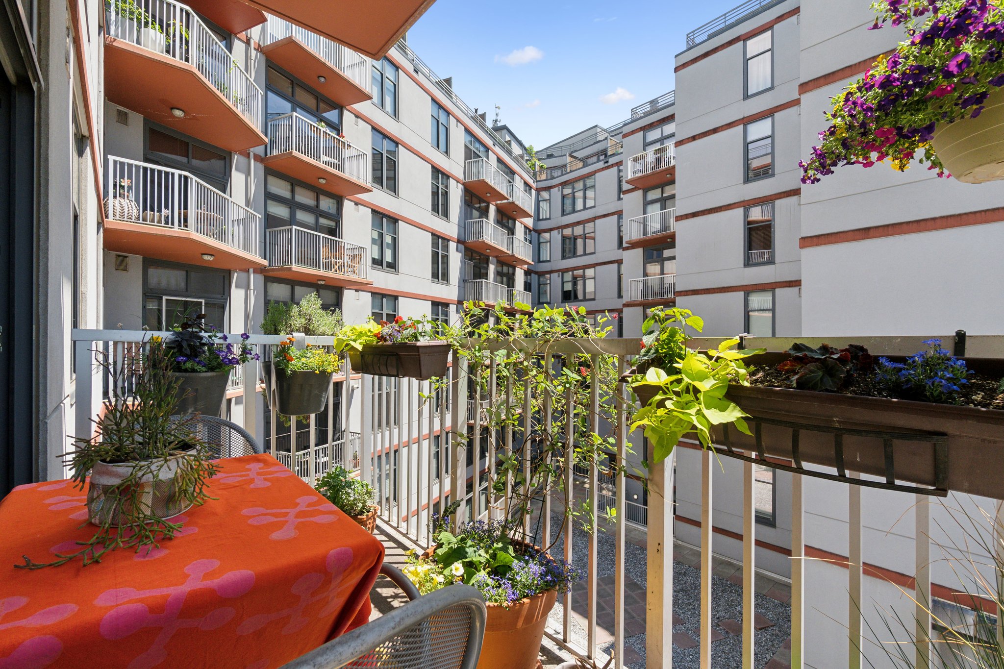 2120 Vermont Avenue Northwest, Unit 309 Washington, DC 20001 - Photo 22 of 26 a outdoor view of a house