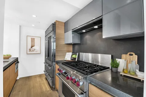 $1,600,000 | 2280 Frederick Douglass Boulevard, Unit 10B | Harlem
