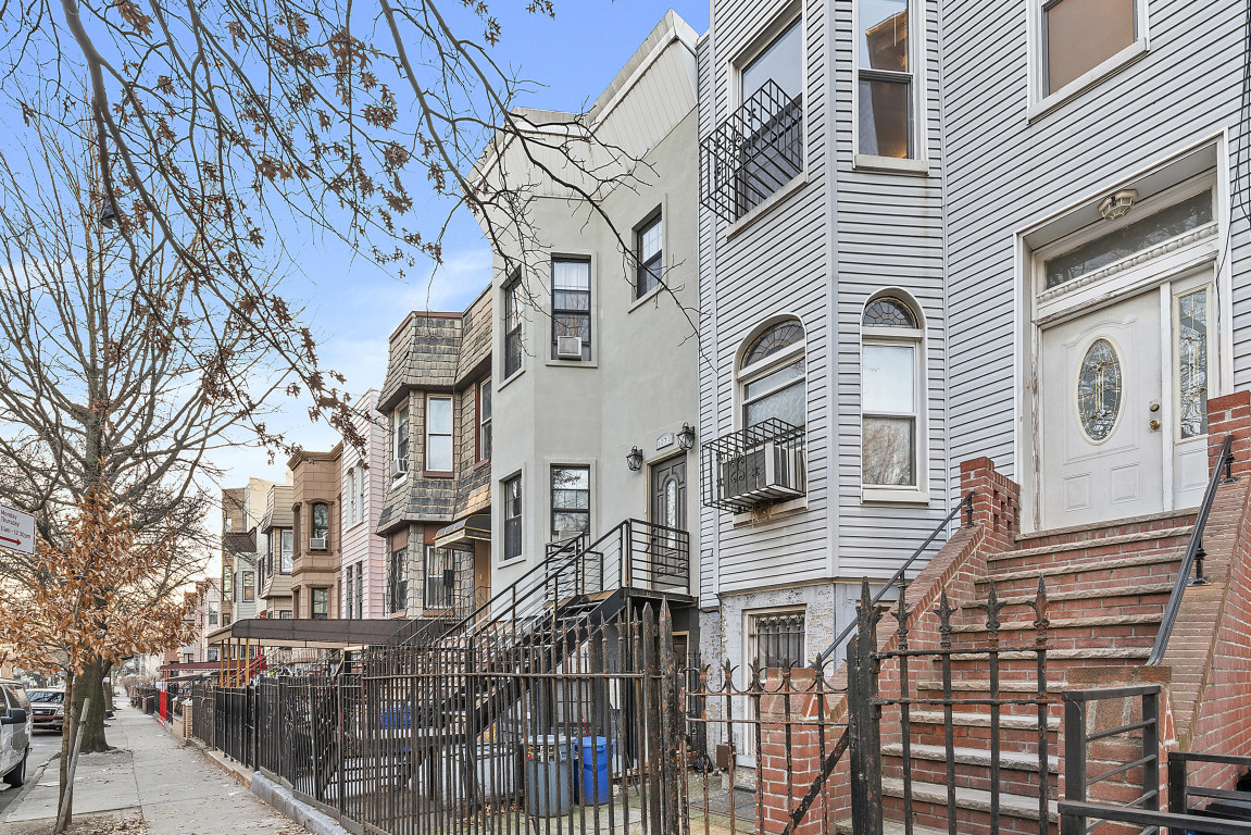 1275 Jefferson Avenue, Unit 3 Brooklyn, NY 11221 - Photo 1 of 6 a view of a large white building