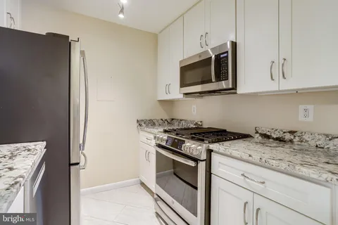 $465,000 | 4360 Cherry Hill Road, Unit 103, Arlington, VA 22207