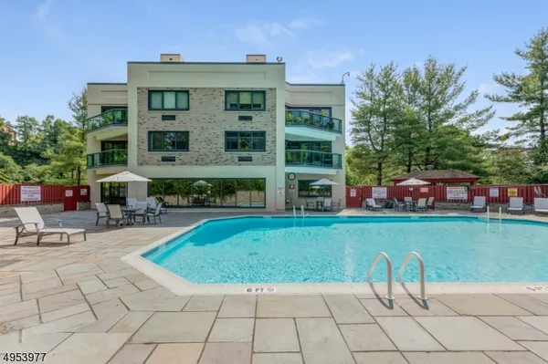 $370,000 | 609 West South Orange Avenue, Unit 4U, South Orange, NJ 07079