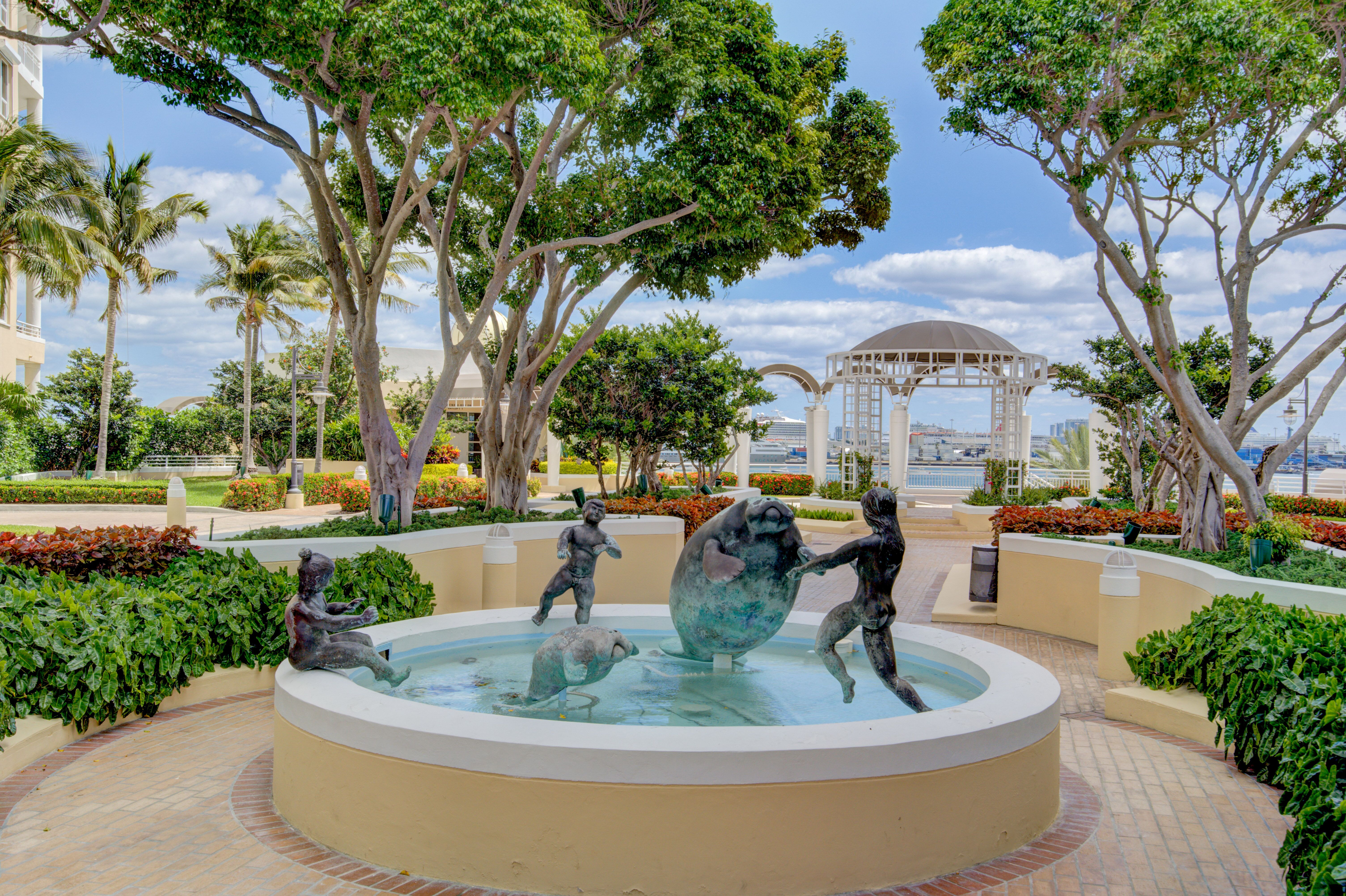 808 Brickell Key Drive, Unit 408 Miami, FL 33131 - Photo 32 of 36