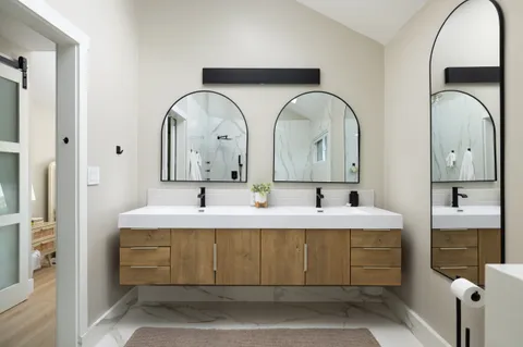 $4,498,000 | 207 21st Street, Huntington Beach, CA 92648