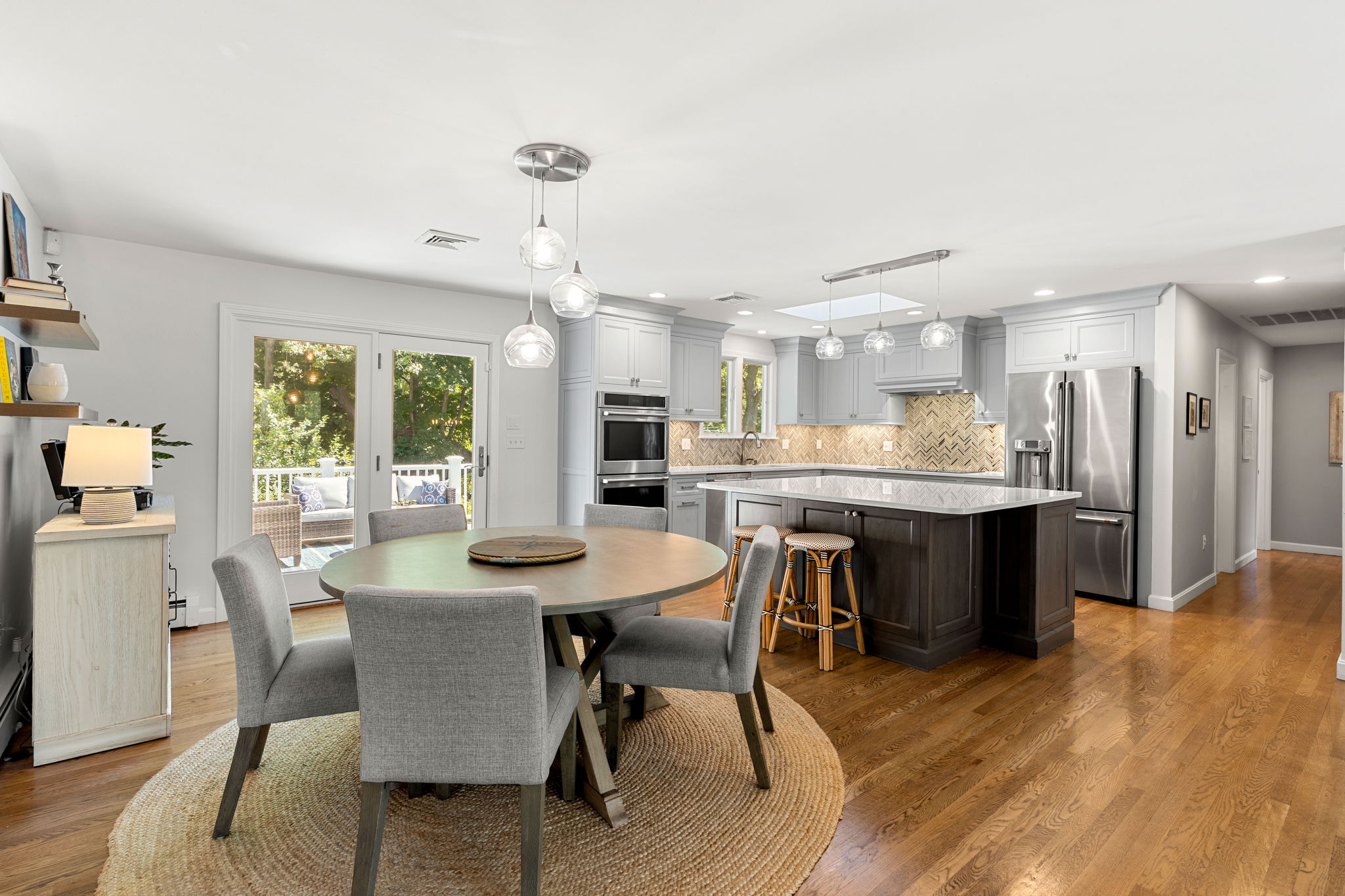 91 Nason Road Swampscott, MA 01907 - Photo 3 of 37