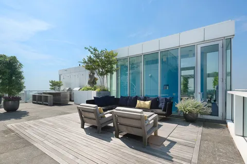 $7,000 | 1 Grand Army Plaza, Unit 5E | Prospect Heights