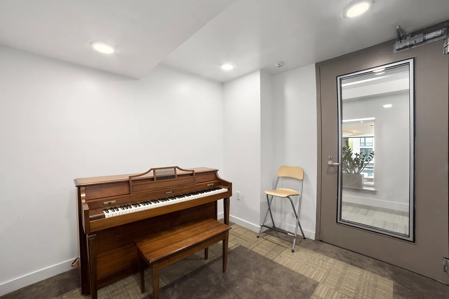 $4,900 | 40 West 116th Street, Unit A811 | Harlem