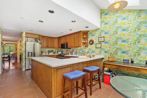 $879,000 | 8 Elf Owl Court, Novato, CA 94949
