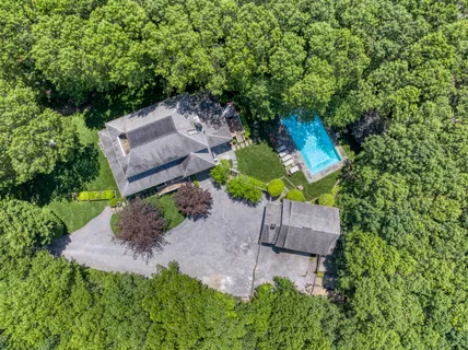 $4,350,000 | 254 Harbor Watch Court, Sag Harbor, NY 11963
