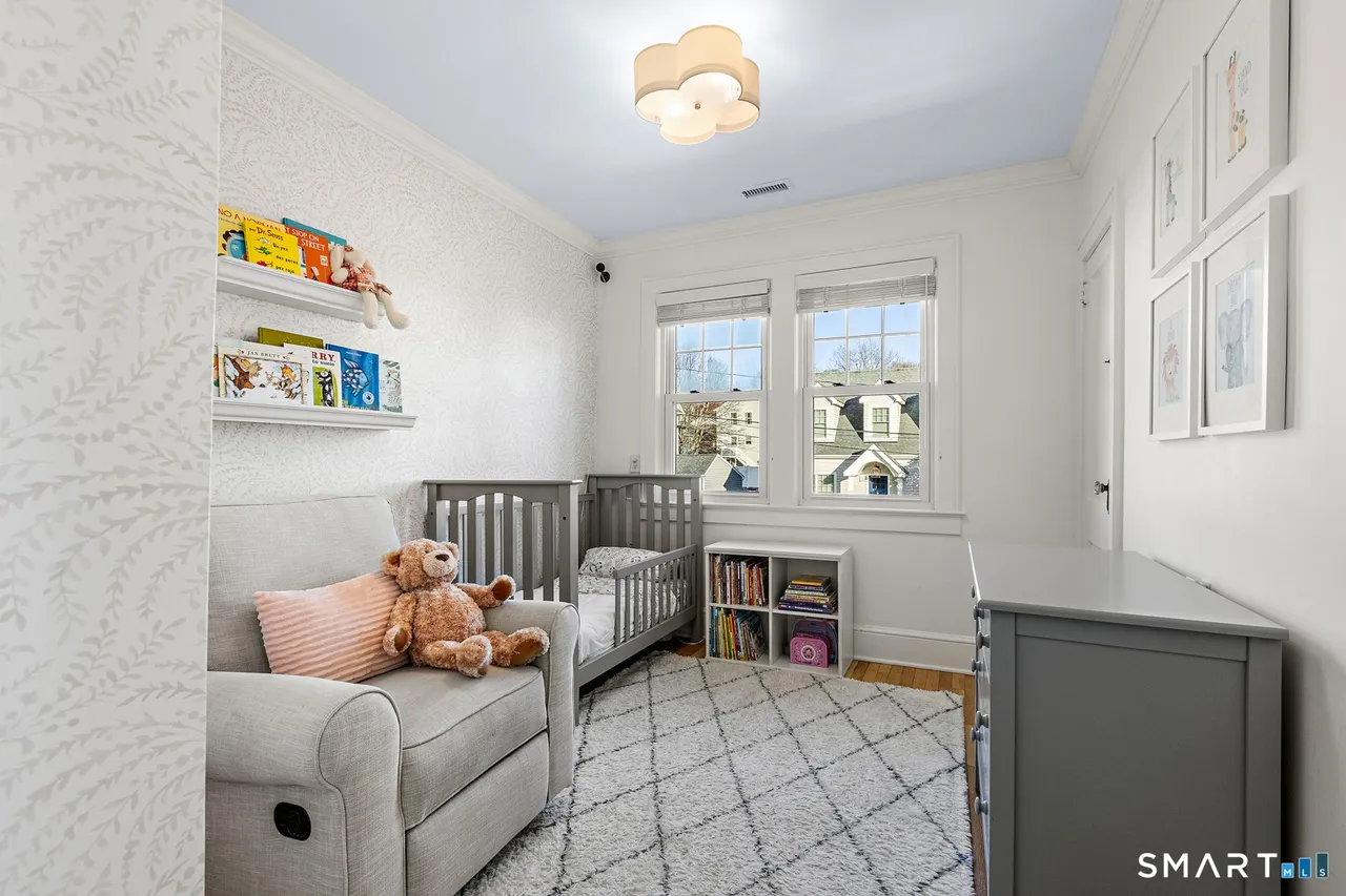 15 Charles Street Darien, CT 06820 - Photo 9 of 15