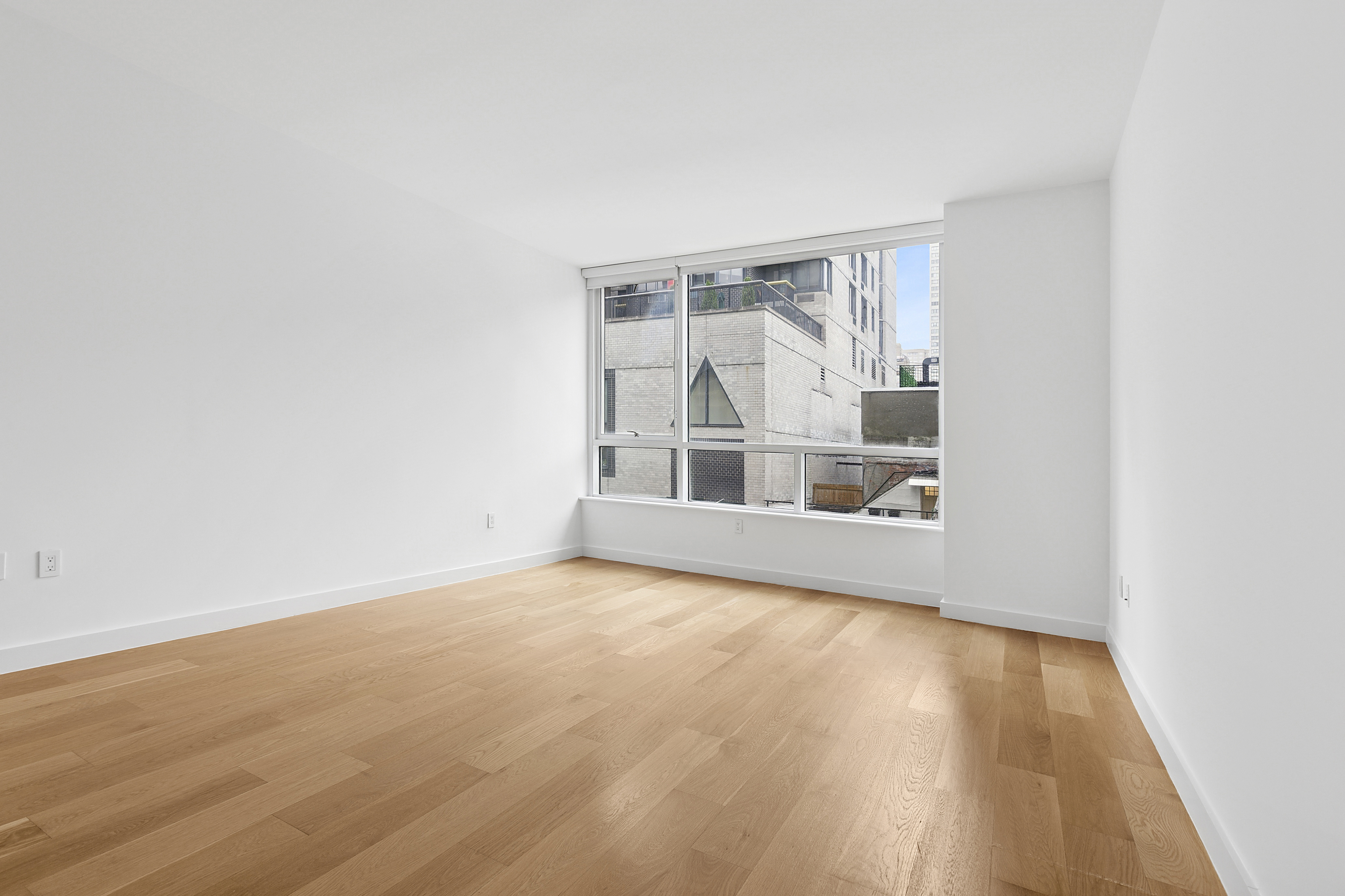 301 East 61st Street, Unit 2C Manhattan, NY 10065 - Photo 2 of 14