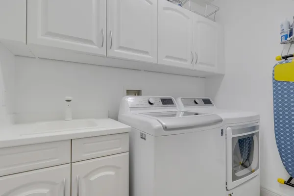 $1,150,000 | 517 Avellino Isles Circle, Unit 35101, Naples, FL 34119