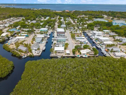 $1,689,000 | 365 Loeb Avenue, Key Largo, FL 33037