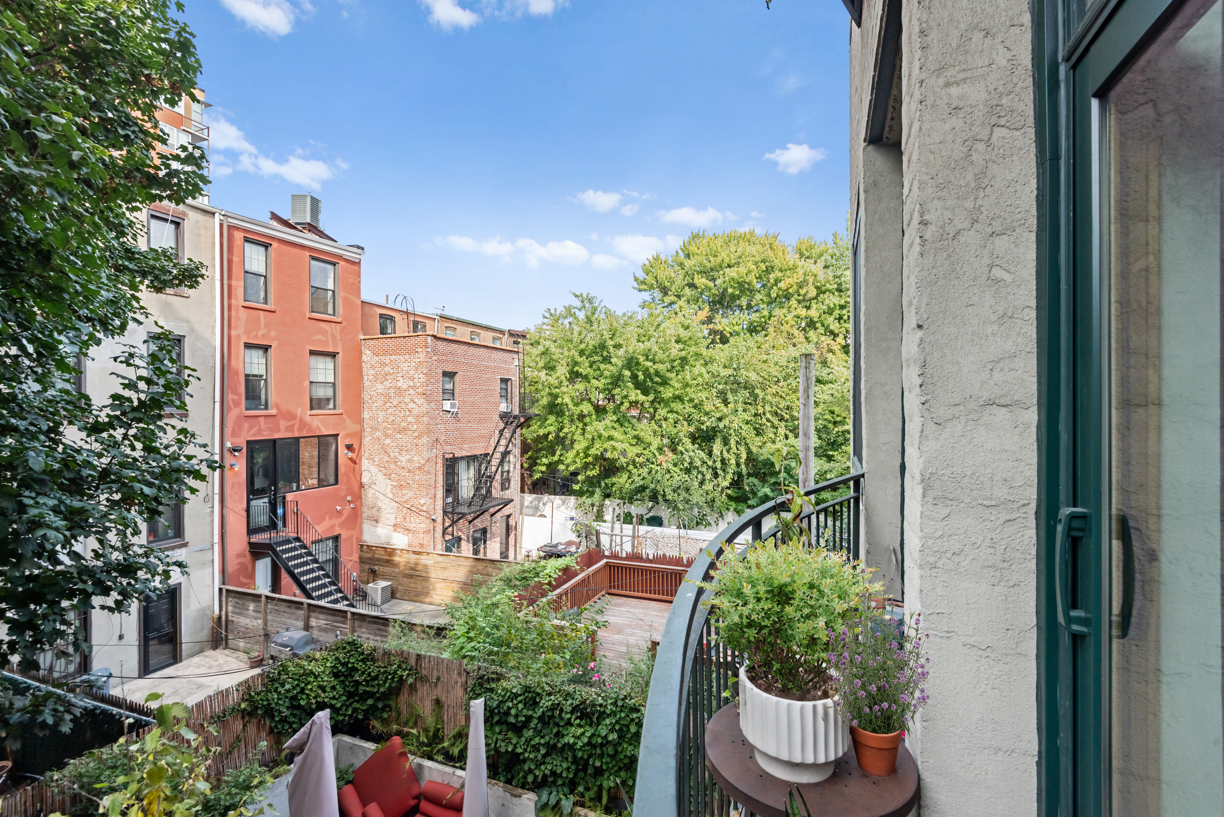 105 Lexington Avenue, Unit 2G Brooklyn, NY 11238 - Photo 2 of 17 a view of a garden