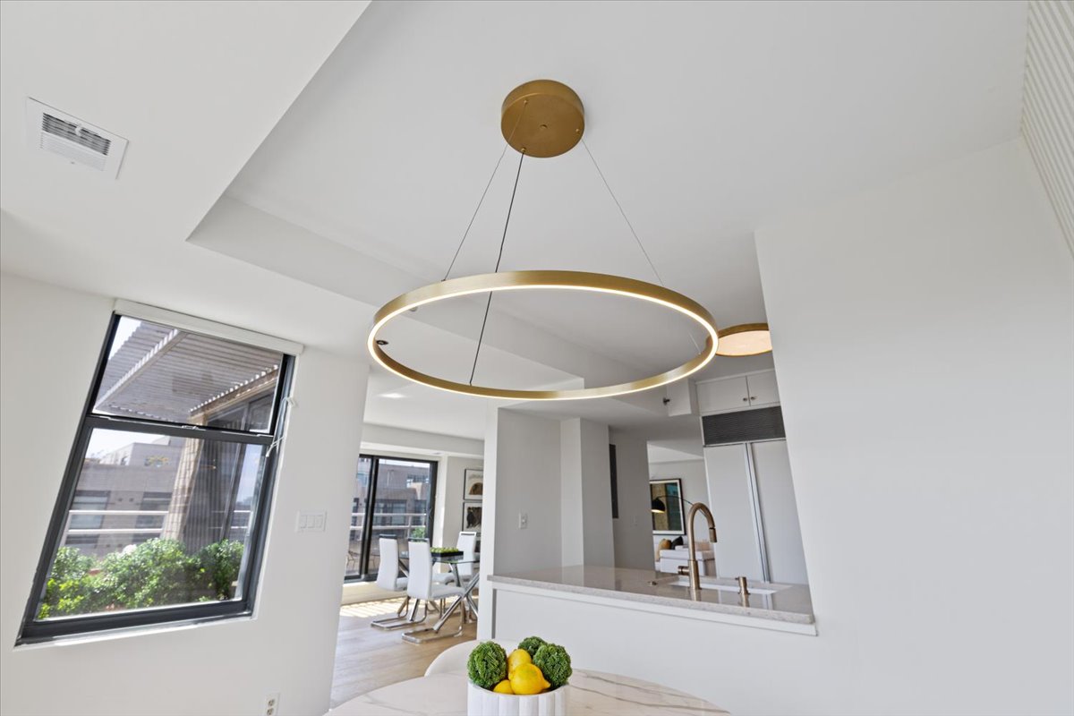 1401 17th Street Northwest, Unit 1007 Washington, DC 20036 - Photo 13 of 38