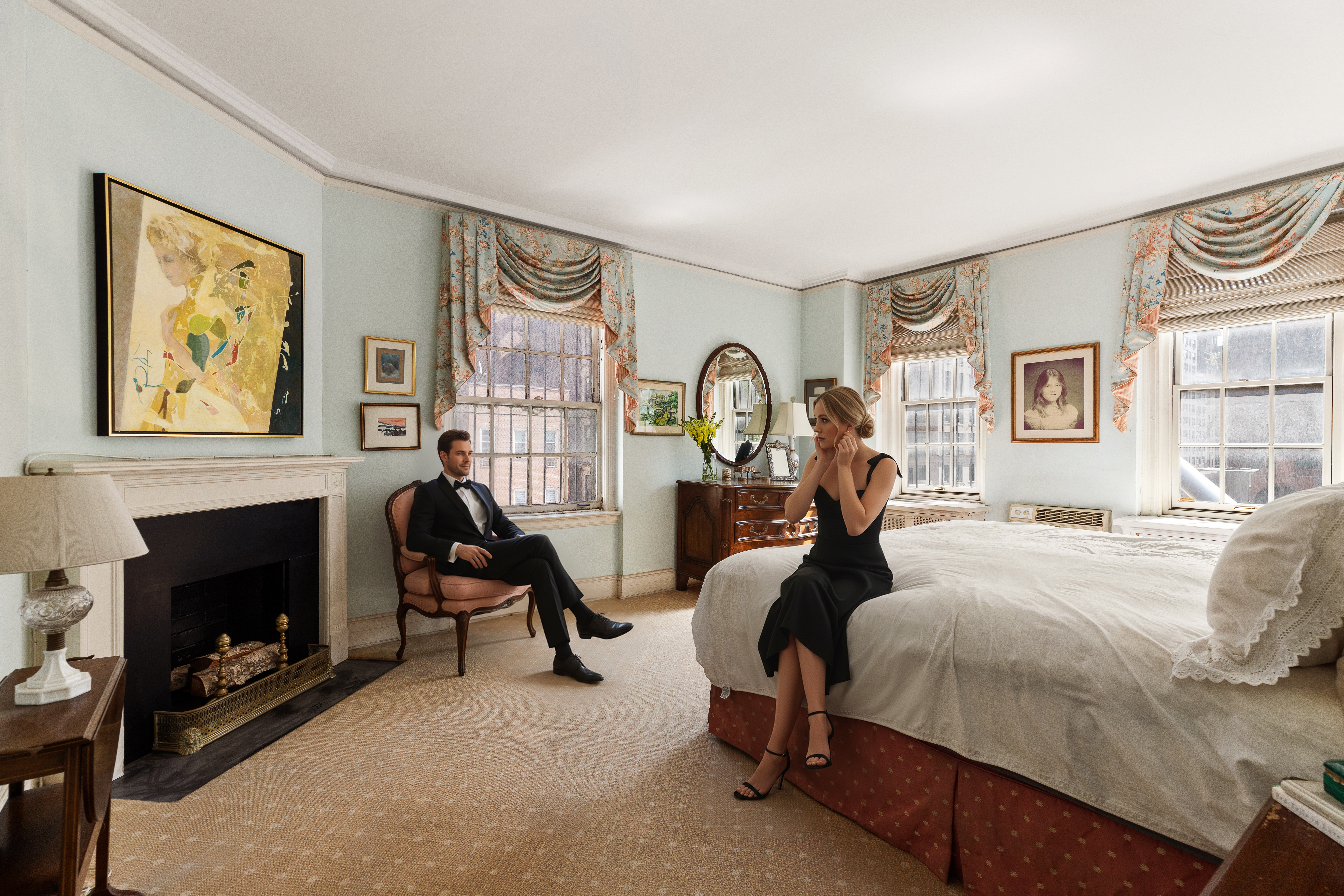 136 East 79th Street, Unit 4B Manhattan, NY 10075 - Photo 3 of 14 a bed room with a bed and a chair