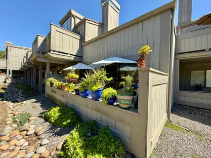 $695,000 | 242 Sandpiper Court, Novato, CA 94949