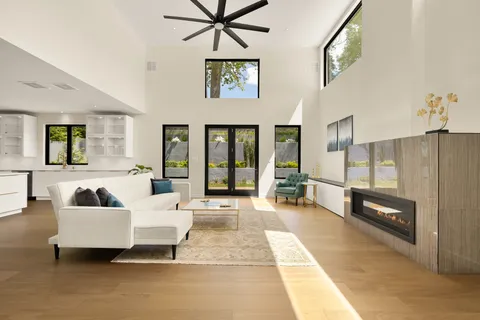 $2,595,000 | 8165 East Beach Drive Northwest, Washington, DC 20012