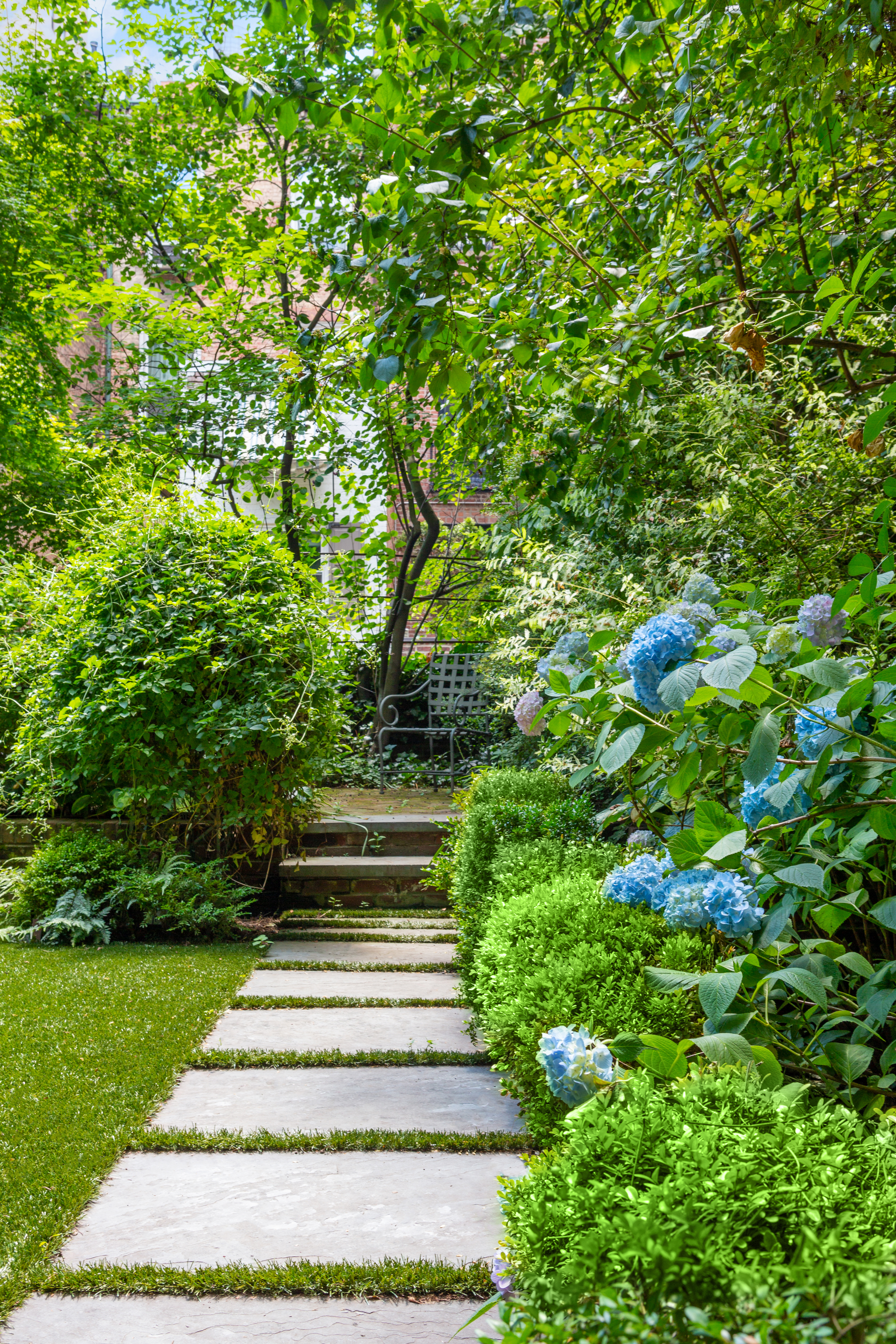 160 East 81st Street Manhattan, NY 10028 - Photo 8 of 20