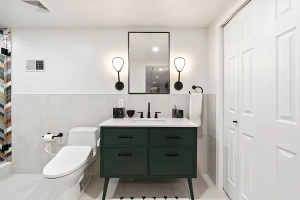 Contact Agent | 201 Wolf Lane, Ambler, PA 19002