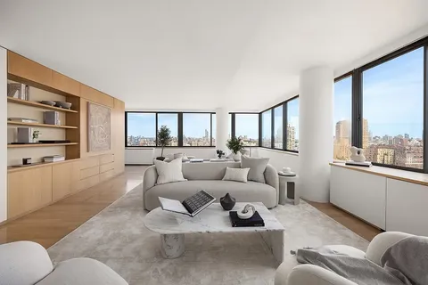 $11,800,000 | 111 West 67th Street, Unit 28DEF | Upper West Side