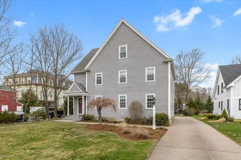 $1,495,000 | 20 Gay Street, Westwood, MA 02090