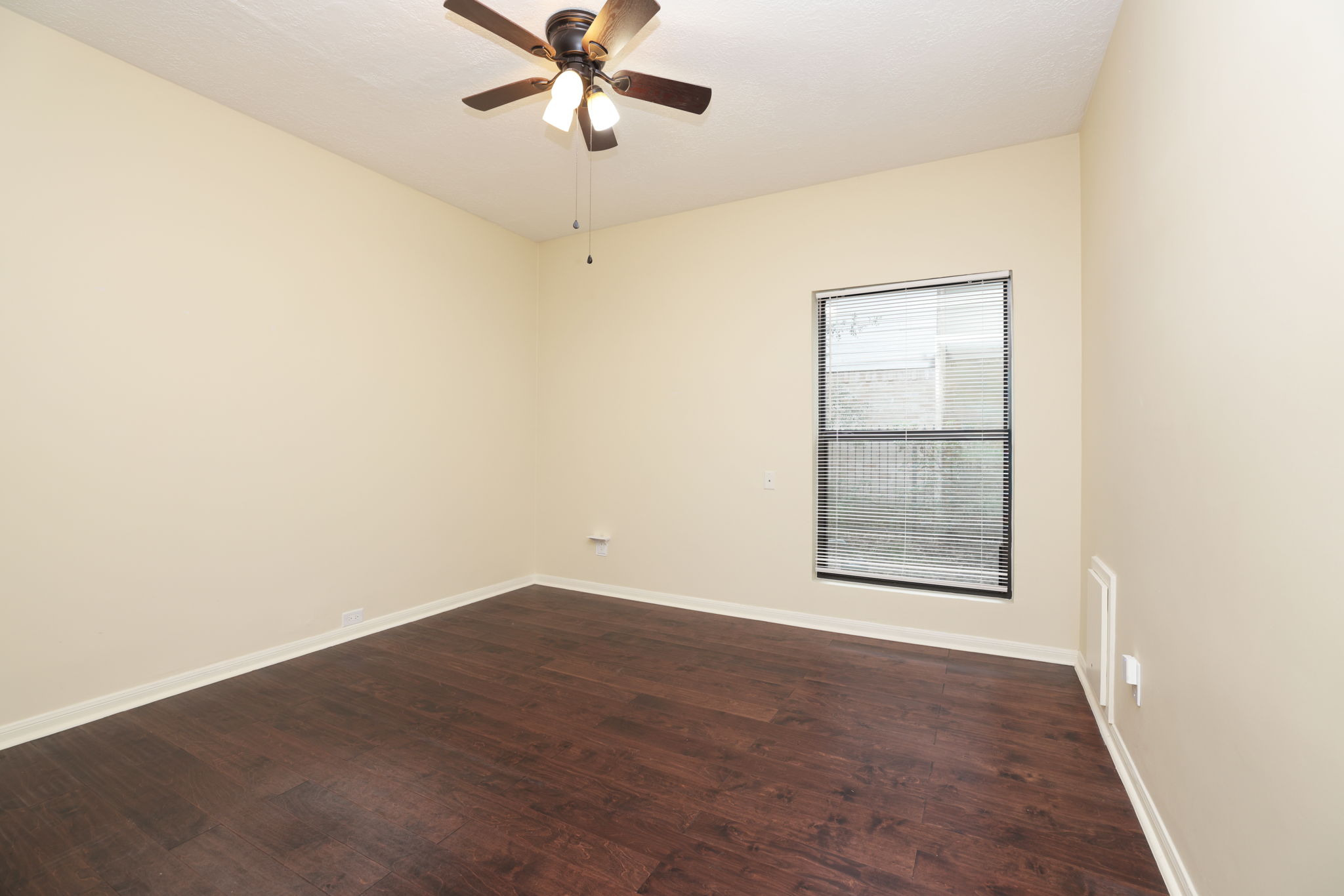 44 Indian Clover Drive Spring, TX 77381 - Photo 13 of 53 Gallery Image 13