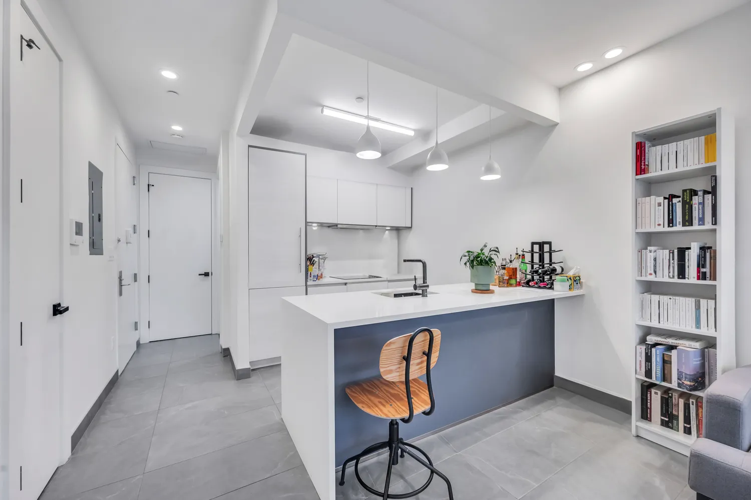 $4,200 | 116 India Street, Unit 2A | Greenpoint