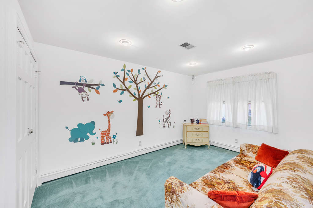 35 Poe Street Staten Island, NY 10307 - Photo 15 of 36 a living room with furniture