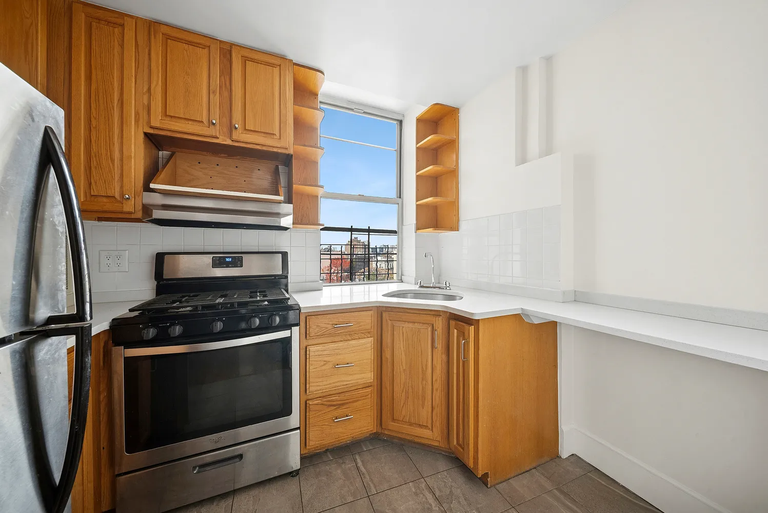$6,750 | 123 Waverly Place, Unit 8A | Greenwich Village