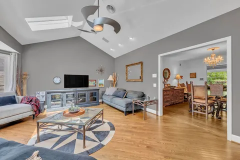 $1,500,000 | 2039 Castleman Drive, Nashville, TN 37215