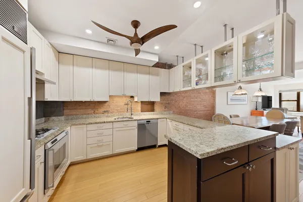 $8,500 | 216 East 75th Street, Unit 3EAST | Lenox Hill