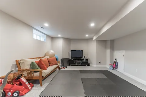 $2,450,000 | 31 Kappius Path, Newton, MA 02459